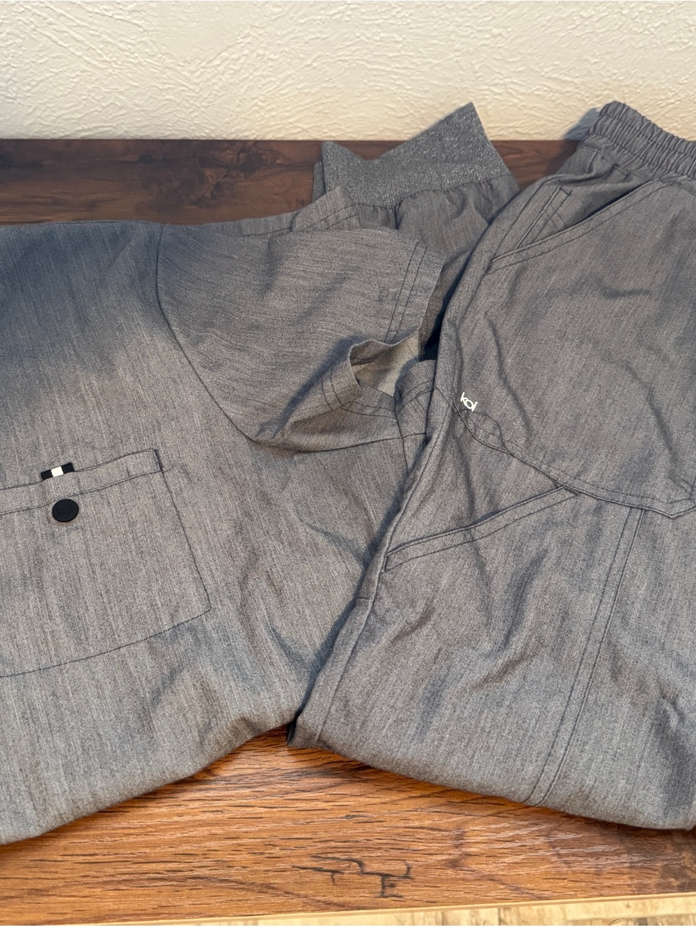 koi Scrub Set